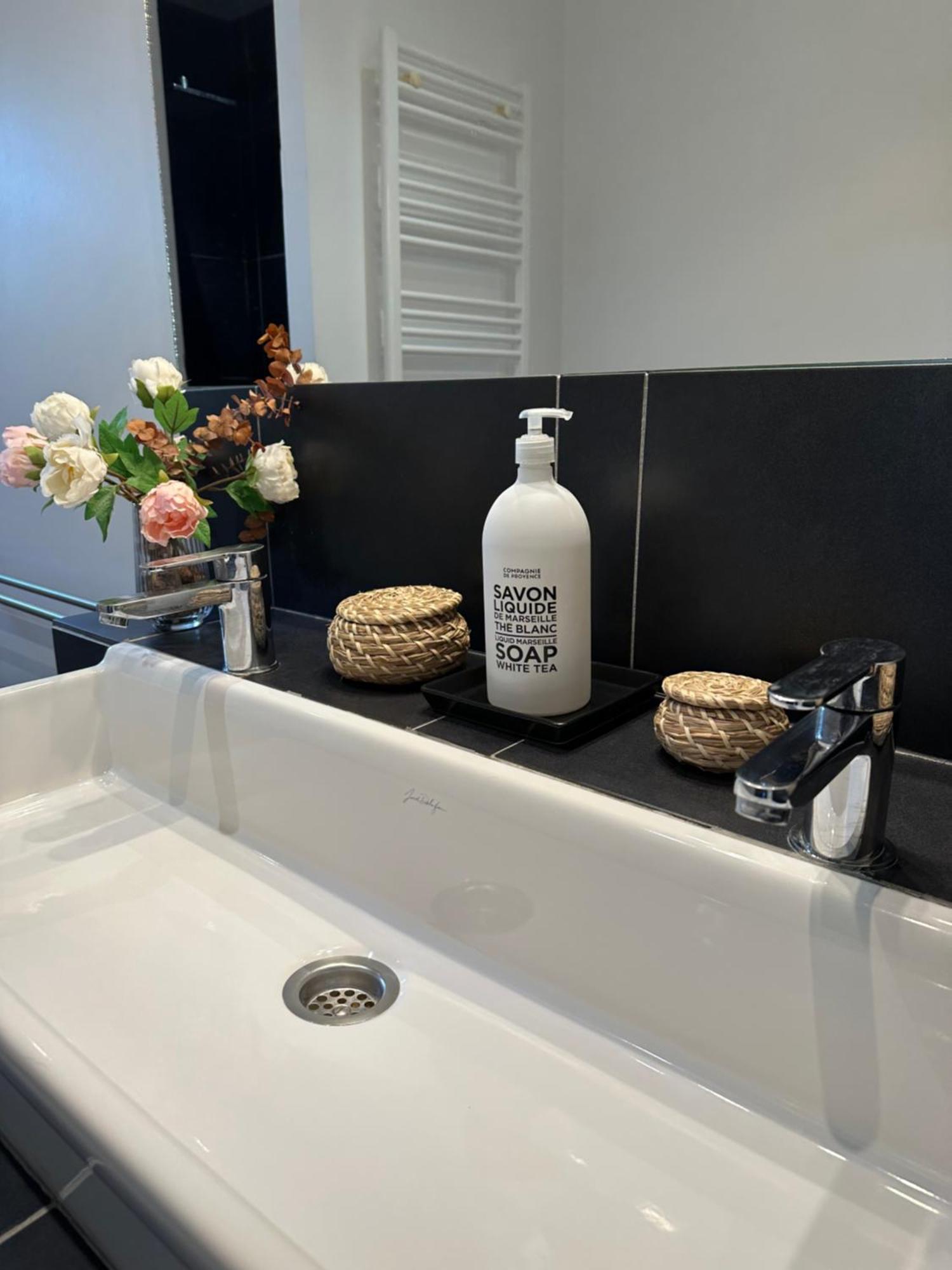Home Cassis - Maison Les Calanques - Piscine Chauffee A 30C Ngoại thất bức ảnh